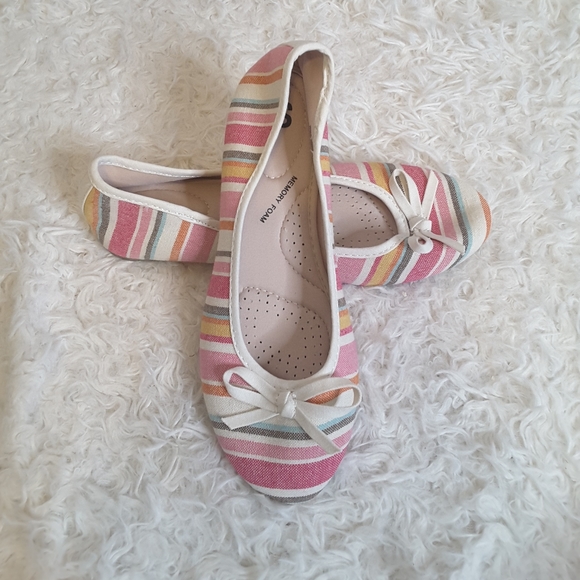 3/$30 SO orchid pink multi ballet flat w/bow 6.5M